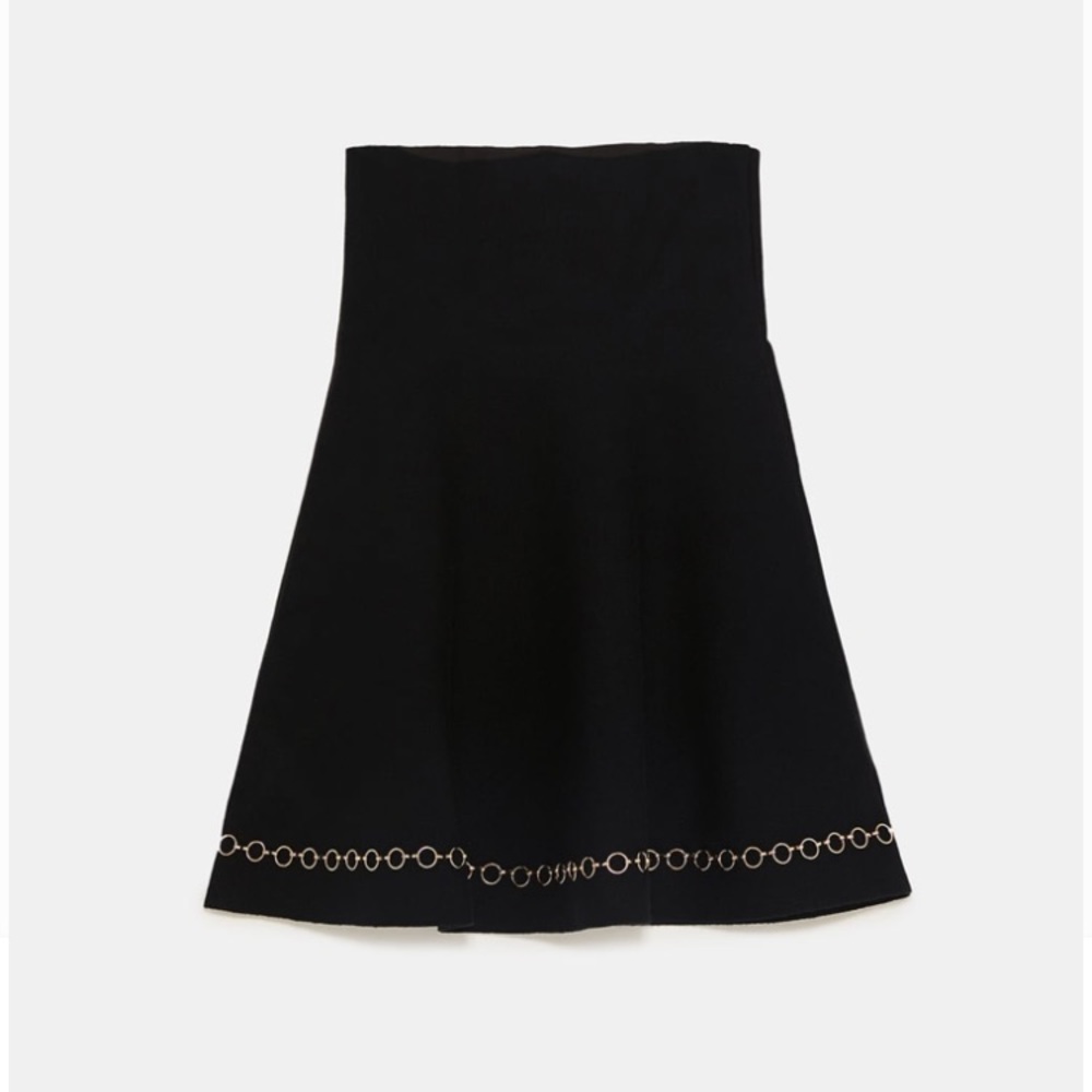 NWT Zara Mini Skirt With Chain Detail